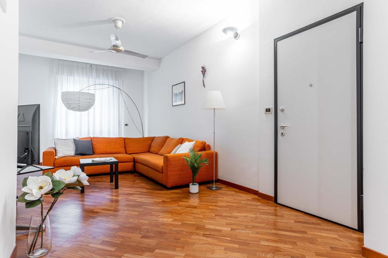 Joivy Lovely And Inviting Flat With Balcony Milano Esterno foto