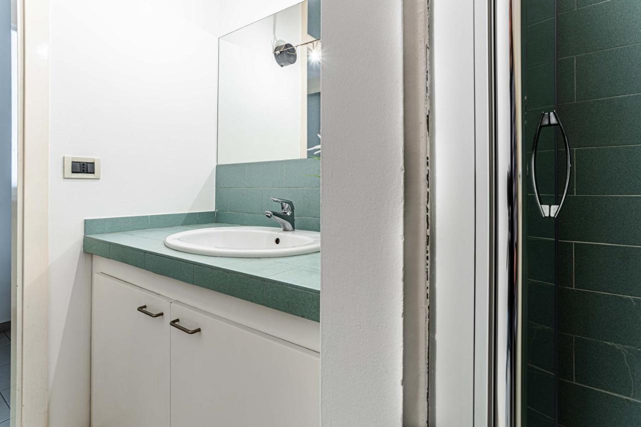 Joivy Lovely And Inviting Flat With Balcony Milano Esterno foto
